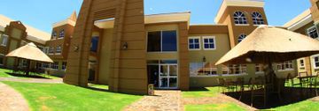 Majestic Five Hotel Palapye Bagian luar foto