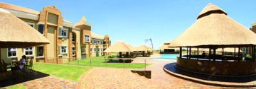 Majestic Five Hotel Palapye Bagian luar foto